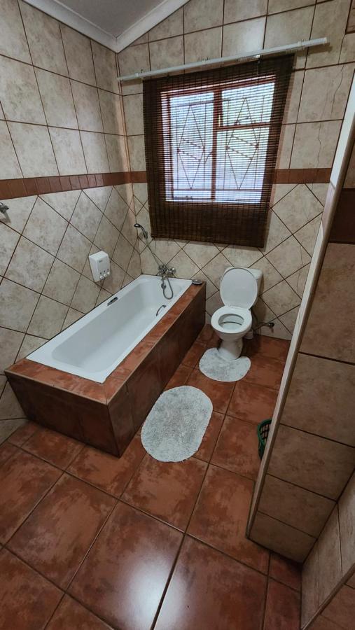 Hotel Casa Feliz à Potgietersrus Extérieur photo